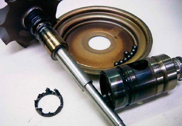 Испорченная турбина (турбокомпрессор)